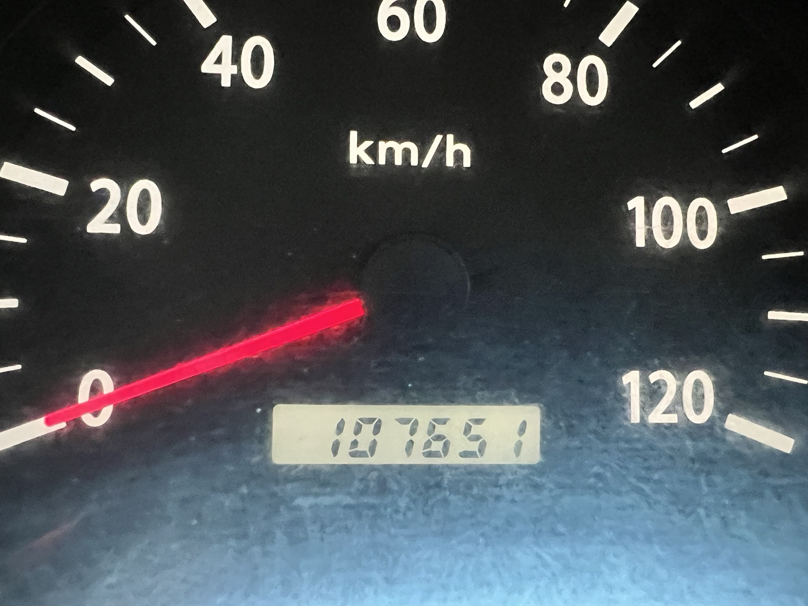メーターは107,651km